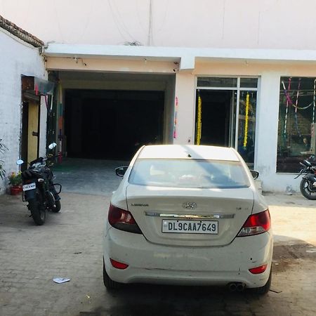 The Magnum Bed and Breakfast Nuova Delhi Esterno foto